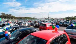 Feirão de carros acontece aos domingos no Shopping del Rey