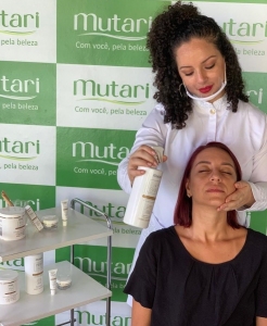 “Pausa de Mãe”: Santa Lolla realiza momento para mamães HOJE em shopping de BH