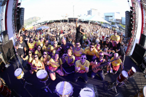 Bartucada mostra a força do carnaval de rua e se apresenta nos três maiores de Minas Gerais