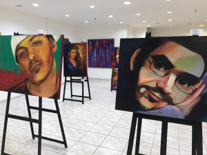 Exposição no Shopping Minascasa homenageia ícones da música mundial