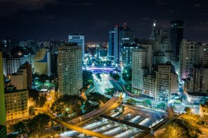 Startup oferece ferramenta para avaliar e melhorar a gestão de cidades do Brasil e no exterior