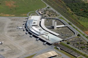 Cerca de 600 mil passageiros devem passar pelo Aeroporto Internacional de Belo Horizonte em dezembro