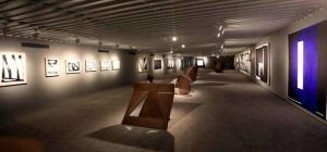 Exposição “Amilcar de Castro – Matéria e luz”