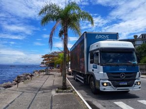 Caravana de Natal percorre ruas de Minas Gerais com mensagem de superação e esperança