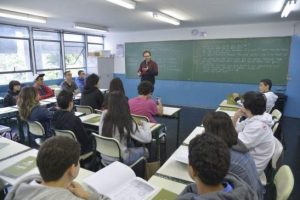 Ano letivo da rede municipal de BH começa no dia 1º; veja o calendário escolar