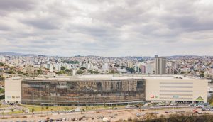 Power Shopping Centerminas opera apenas com serviços essenciais