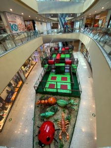 Vale este: “Mundo dos Insetos Gigantes” invadiu o Shopping Contagem