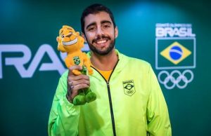 Surfista Pedro Scooby aceita convite e se torna o primeiro padrinho do  Comitê Olímpico do Brasil