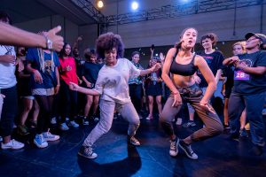 Coral Jovem Sesc, Núcleo de Formação em Dança e a Orquestra de Câmara Sesc estão com inscrições abertas para 2023